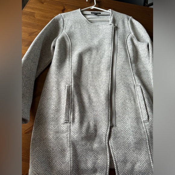 Banana Republic Sweater Large - Picture 3 of 5